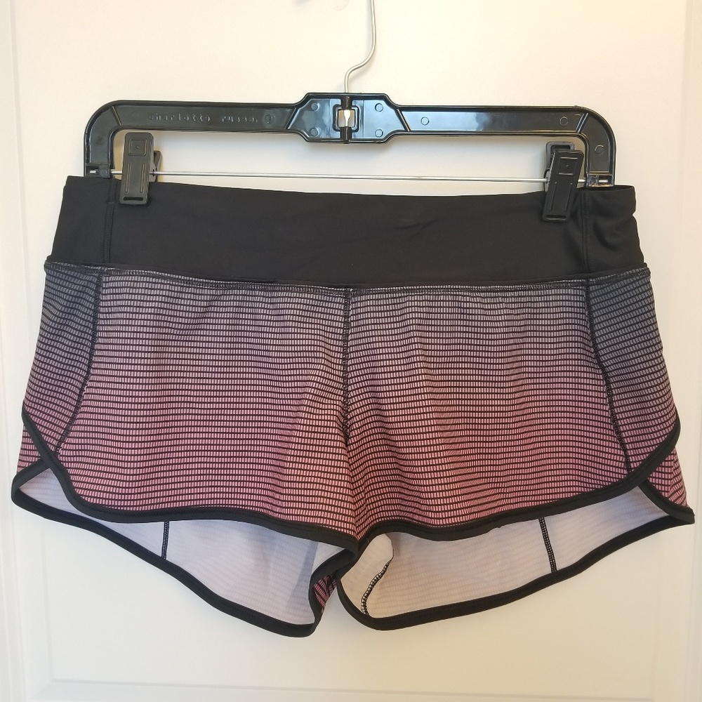 Lululemon Speed Shorts H2O, size 6